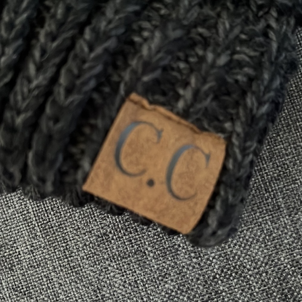 NWT C.C. | Knit beanie | Black/Charcoal | One Size - Picture 2 of 7